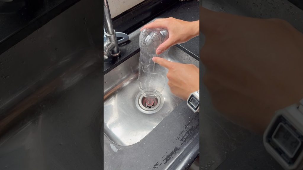 Desagüe de cocina con obstrucción parcial persistente