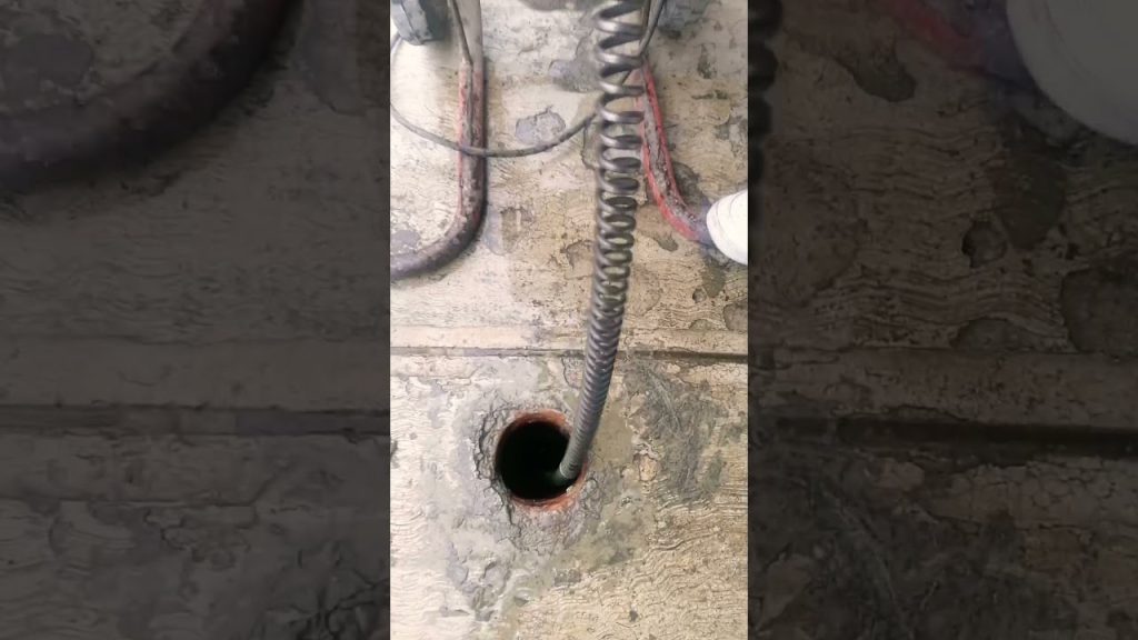 Desbloqueo de tuberías largas con equipos especializados